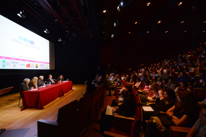 The panel of the Symposium's first session